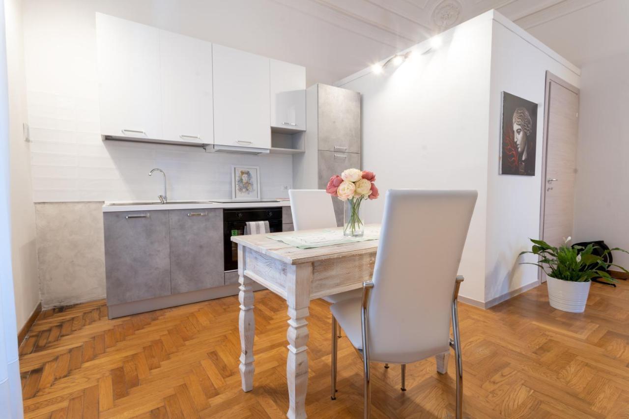 Casa Vacanze Il Duomo คาตาเนีย ภายนอก รูปภาพ