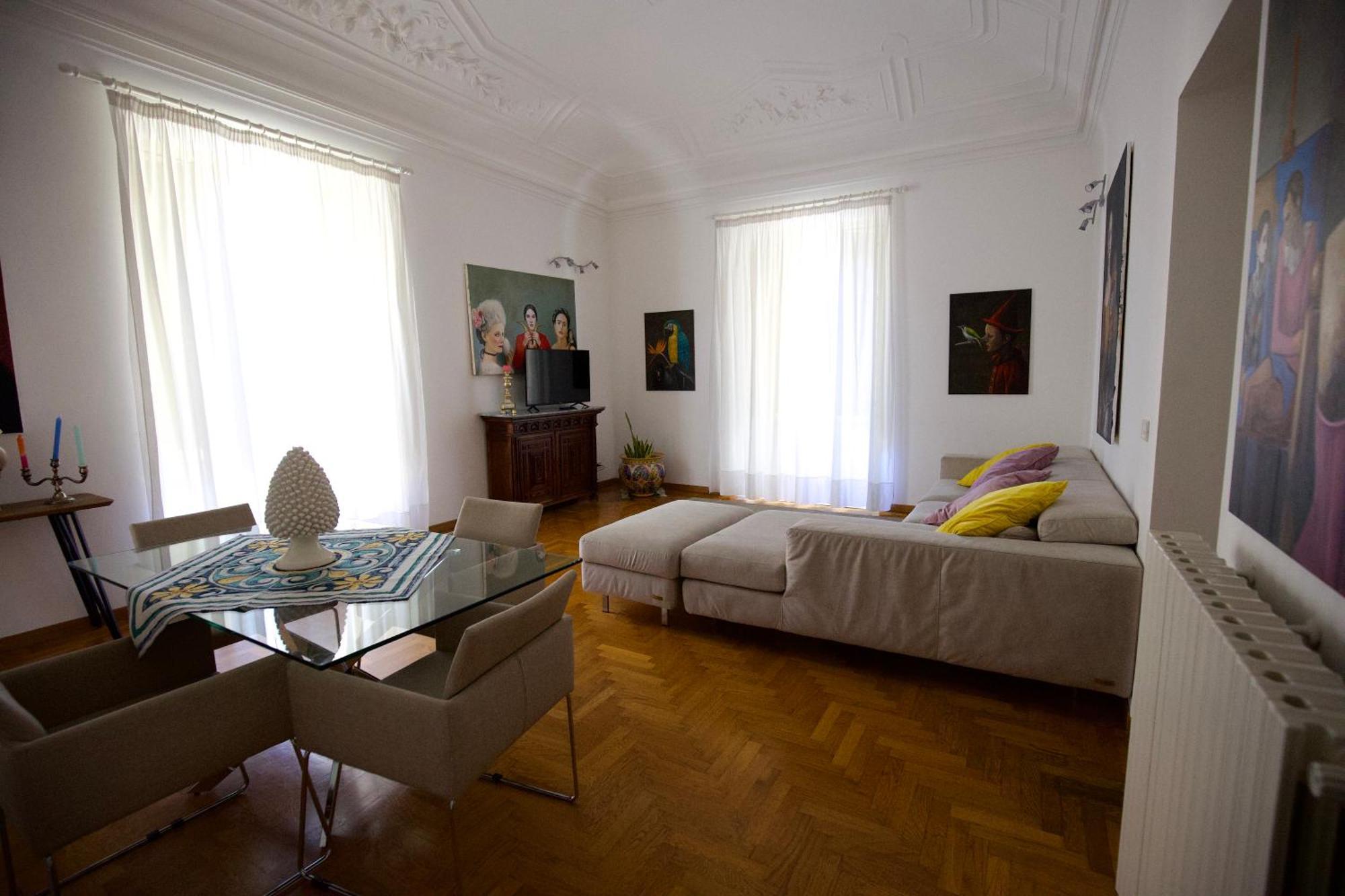 Casa Vacanze Il Duomo คาตาเนีย ภายนอก รูปภาพ