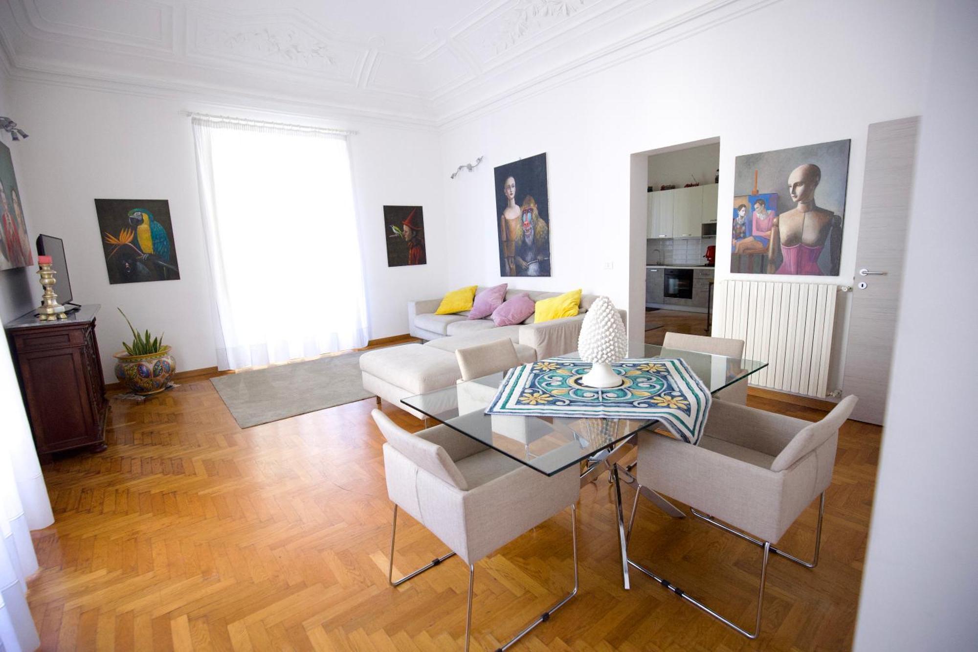Casa Vacanze Il Duomo คาตาเนีย ภายนอก รูปภาพ